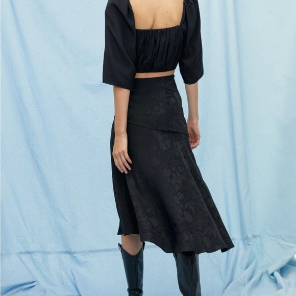 Aritzia Wilfred Tango Midi Skirt - Picture 2 of 7